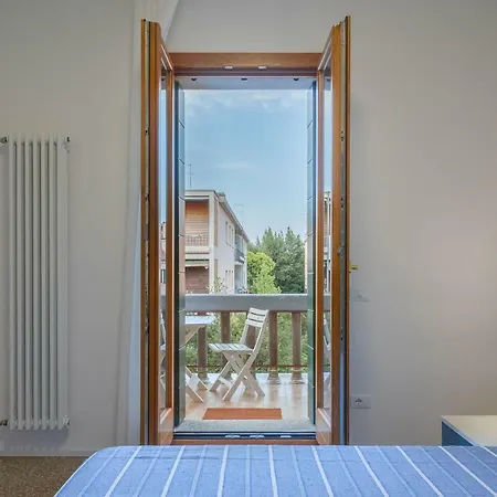Apartment Bolle Blu, Top *